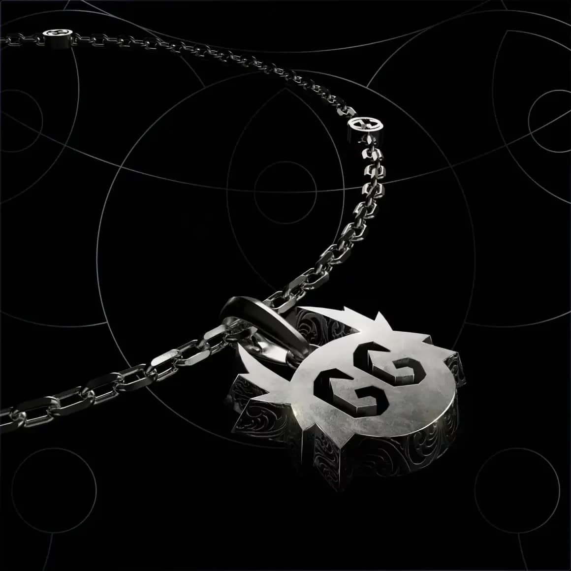 Фигура 1 - Gucci Otherside Relic Pendant