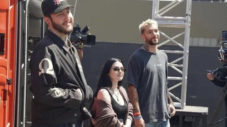 FaZe Banks с Kalei и Temperr. Снимка: БГНЕС FaZe Kalei