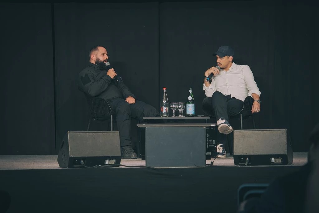 Седрик Фонтен, основател и главен изпълнителен директор на Lima Protection, с Жером Коен